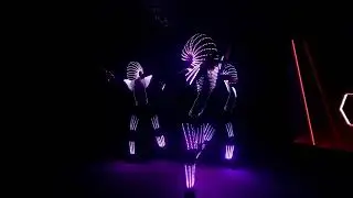 Pixel Dance Show Led Robots by Show 1 Baku