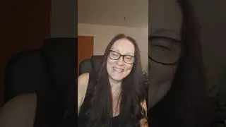 Lee Lee Reviews is live!