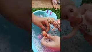 Chelsea pool party with shopkins