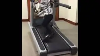 WALK MILL FUNNY VIDEO 😁😁😁