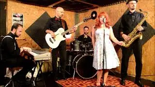 Careless Whisper - Retr&ocirc; Five (In the Style of Postmodern Jukebox)