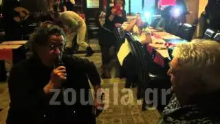 Ο Μάκης Τριανταφυλλόπουλος τραγουδάει μαζί με τον Πασχάλη Τερζή