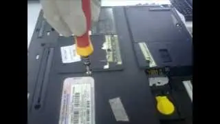 desensamble de Portatil IBM THINKPAD T20 
