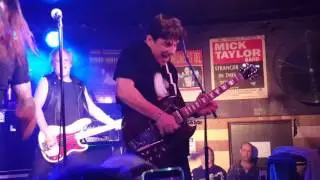 Dirty Deeds - Bon but not forgotten- Bridhe Hotel 15.7.17