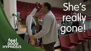 Street hypnosis induction from a suggestibility test taking the girl into hypnosis