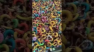 Overcrowded Chinese water park #water