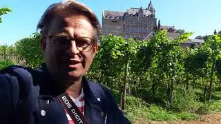 Der Fahrradweg im Ahrtal f&uuml;hrt auch am Kloster Calvarienberg in Ahrweiler vorbei