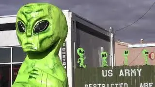 DEATHBYSHEEP GOES TO ROSWELL (2023)