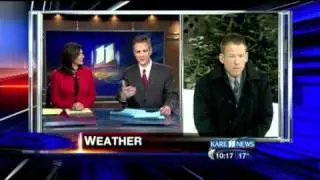 KARE11's Eric Perkins falls asleep on camera