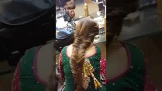 Dekhien benita david ney apney makeup par kia comment kia.....😉