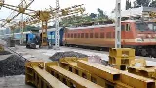 16791 Palaruvi Express (UnReserved) Crossing 01079 Kochuveli Special : Konkan Railways