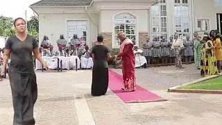 She Was Passing By S Palace On D Day Of Bridal Ceremony Whn D Prince Saw &Chose Her