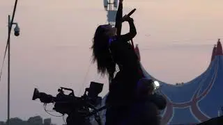 Evanescence - Bring Me To Life - Download Festival Main Stage Friday 9th June 2023