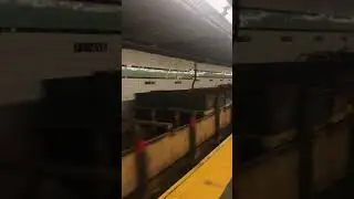 NIS R42 garbage train arrives at Forest Hills-71