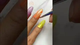 So shiny ✨😍😍 #chameleon #chameleonnailtips #nails #usa #nailtips #shinynails #nailart #nailathome