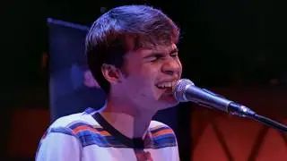 Rex Orange County performs 