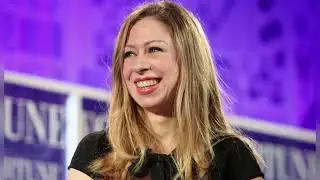 Chelsea , 45, Flaunts Her Huge Size In New Bikini Photos