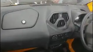 BAJAJ Qute Car 2026 con aire acondicionado