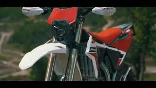 XE 125 Short