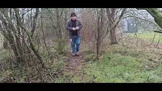 Goosky S1 in a wooded trail.