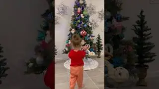 Marie so excited for her all Frozen gifts #christmas #christmasgifts #disney #frozen #elsa #anna