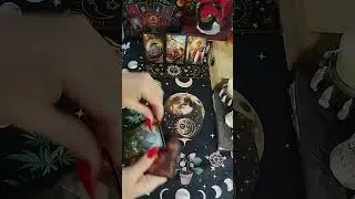 #shorts #short #tarot #tarolog #гадание #таро #таропрогноз #таролог #online