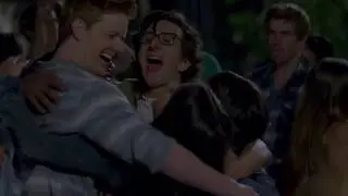 Netflix LOVE - Pool party (Gosh by Jamie xx)