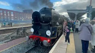 ‘34046 Braunton & 47810’ | The Cotswolds Explorer (Saphos Steam) | 15/11/2023 @ Didcot & Worcester.