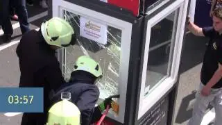 Feuerwehr Flörsheim bricht ein PaXsecura-Sicherheitsfenster auf - Kurzversion