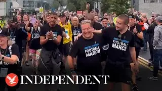 Jeff Stelling leads Wembley to Wycombe walk in honour of Bill Turnbull