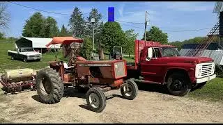 2023 Corn Planting! Allis Chalmers 170, International 56 Planter