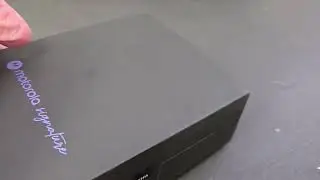 MOTOROLA SIGNATURE SERIES 5G Unboxing Video &ndash; in Stock at www.welectronics.com
