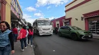Busy Oaxoca street