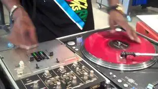 DJQ45 AT THE NIKE STORE DJING!!!