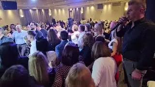 Ασημένια μου αλυσίδα-Είμαι από την Β. Ήπειρο- Καλημέρα δυό σου μάτια/Αγγελής-Σταύρου-Σπ. Καλόγερος