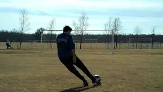 ShootAndThrill Top 10 Free Kicks 2010