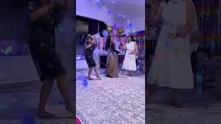 Abhi to party Suru