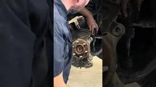 2017-2020 Ford truck f150 4x4 front wheel bearing replacement EASY