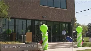 South Dallas healthcare desert gets first-of-its-kind clinic