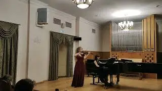 Fritz Kreisler: Grave in the Style of W. F. Bach; Gypsy Caprice