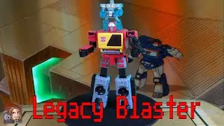 Автобот Бластер - Бумбокс Стерео (серия Legacy)