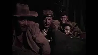 Federal Troops Dig Mines Under Confederate Soldiers 