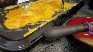 Mainstays 20 inch electric griddle- First Test Run Making Cheezy Eggs!