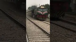 1 up Khyber mail express leading with AGE_30 power 6023 passing mumtazabad phatak multan#train