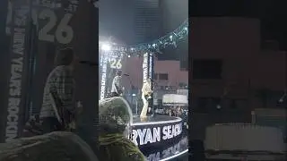 #allamericanrejects #nye2026 #lasvegas #lasvegaslife #ryanseacrest #promotionalmodel