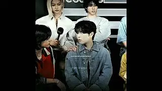 Why this even happened?.. #straykids #seungmin #leeknow #shorts