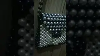 beautiful beaded cross body bag #youtubeshorts #beadsart #beadsbeauty