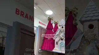 A pink bow Christmas tree! 🎄🎀✨ @homegoods #christmastree #pinkchristmas #homegoods #pinkbow