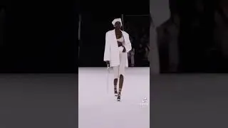 gigi hadid,Bella hadid and adut akech for jacquemus🤍🧡🤍