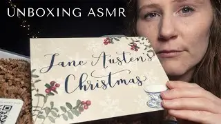 Распаковка праздничной книги шепотом (ASMR) ❄️ Мягкое шуршание и перелистывание страниц